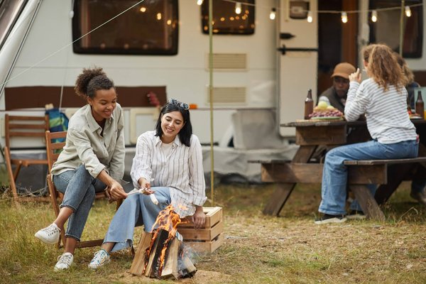 Quels services de bien-être sont proposés au camping La Sagne ?